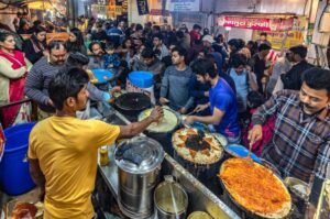 Indore-Sarafa-Bazaar-1-768x509